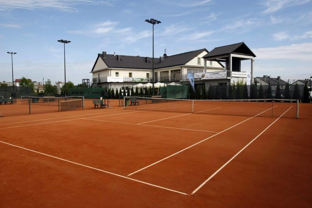 Hotel Restauracja Tenis Kortowo Posen Exterior foto
